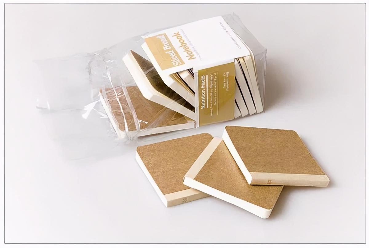 数字媒体艺术用的笔记本电脑,苹果笔记本艺术字体