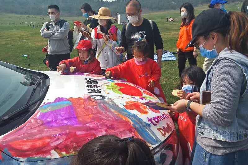 三寰牧场启动春耕节，别样活动促进后疫情时期文旅经济复苏。