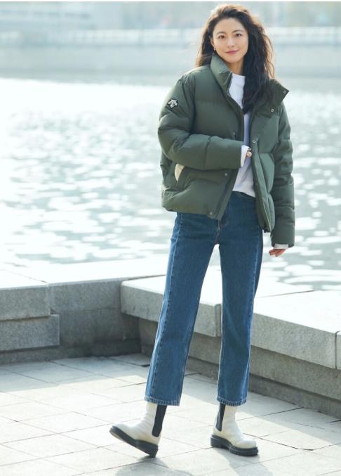 大冬天长筒靴该怎么穿才是最时尚,适合大粗腿的烟筒靴