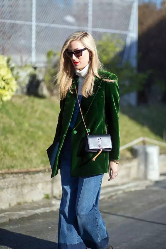 秋天穿丝绒太美太高级了 (轻薄高级的丝绒质地太讨人喜欢了)