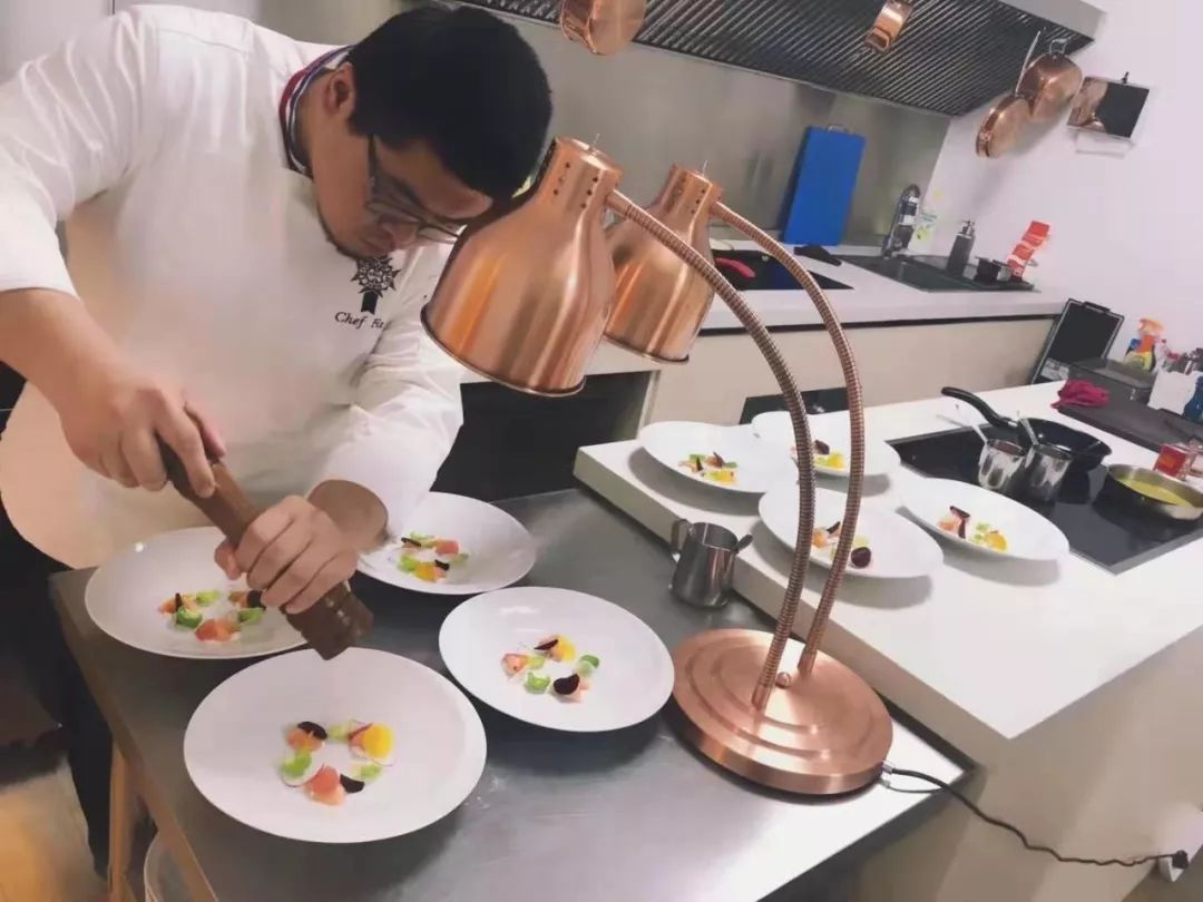 邂逅全预约制的「LeSecrètePrivé·胚味餐厅」