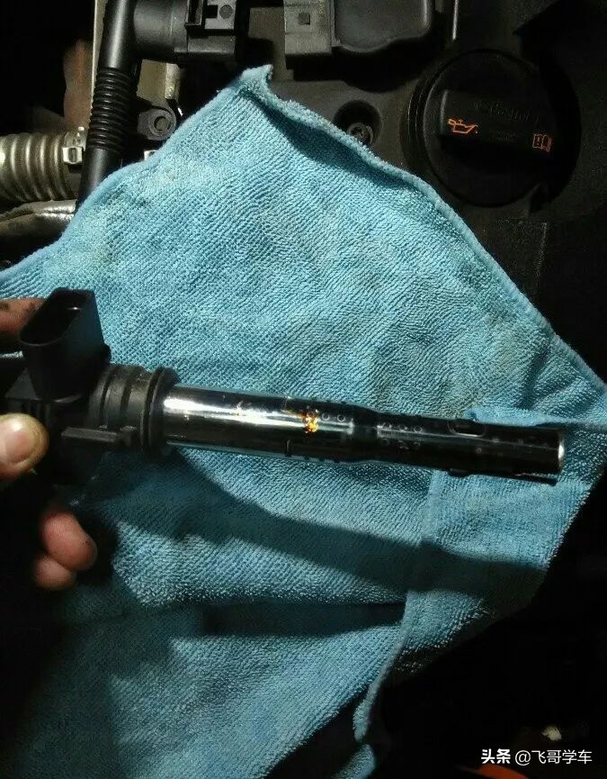 2011款2.0t奥迪a6l,最新款奥迪a6l更换火花塞教程