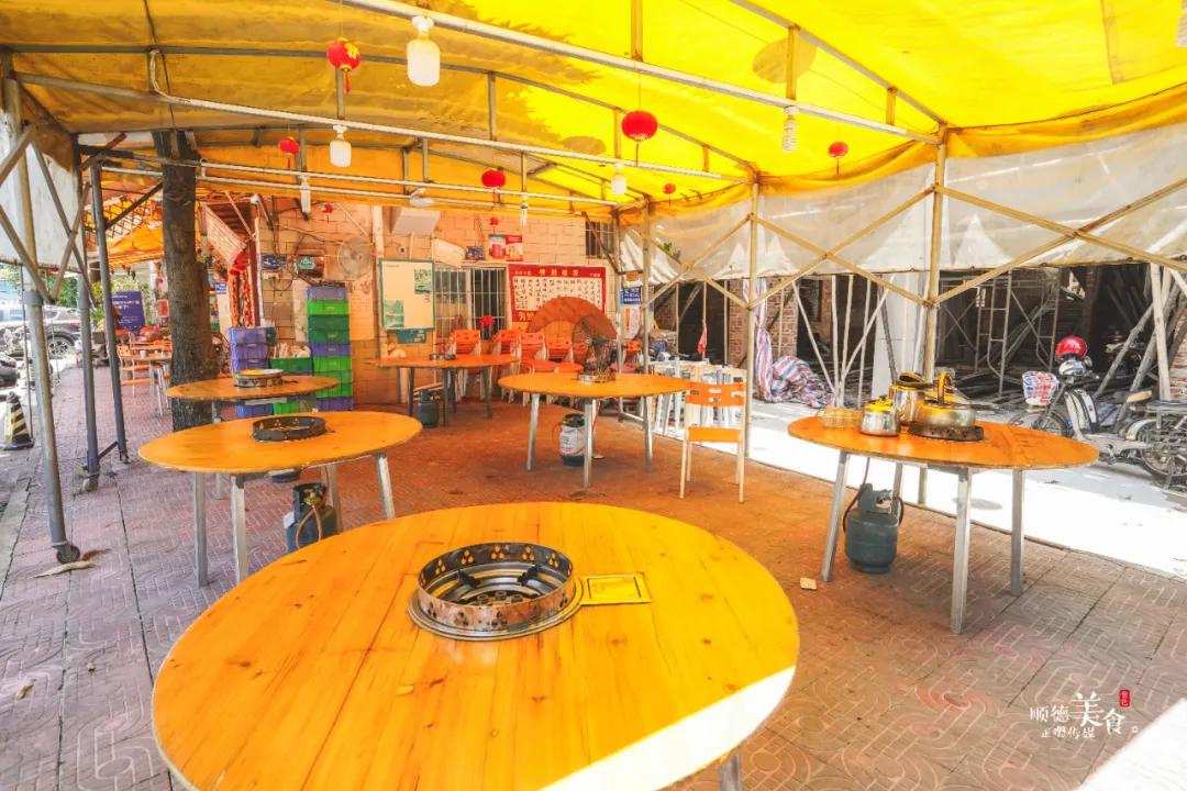 10张桌子的餐饮店,10张桌子串串店