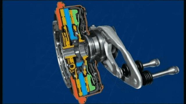 干式双离合变速箱真的不用换油吗,干式双离合变速箱是不是不用换油