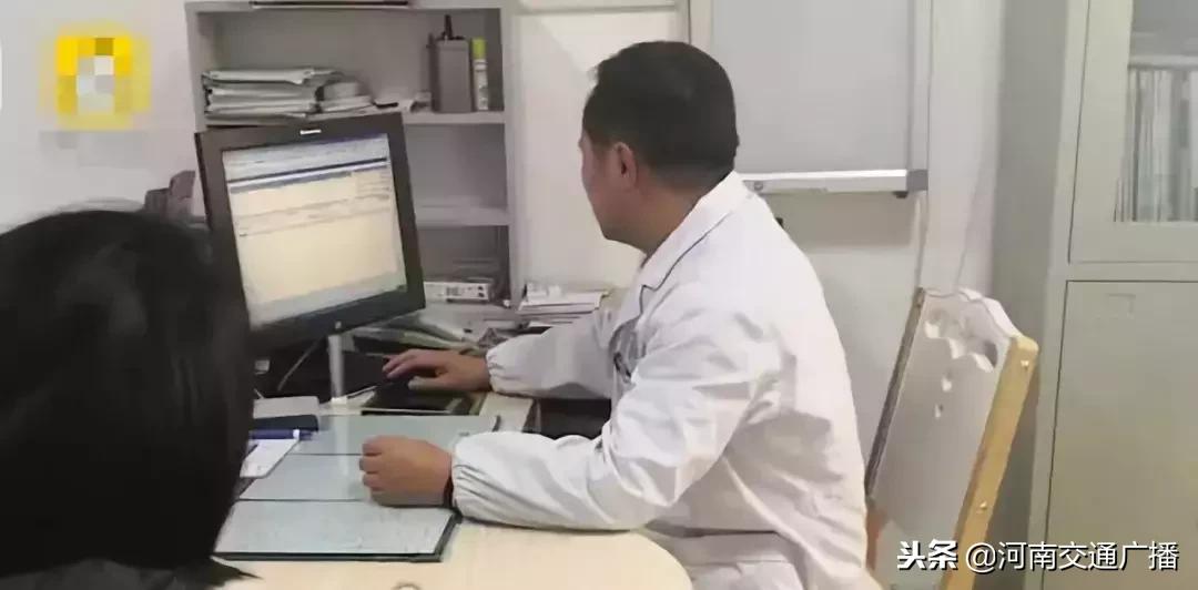 孕妇嘴唇干裂脱皮痛怎么办,孕妇嘴唇干裂脱皮没有口红怎么办