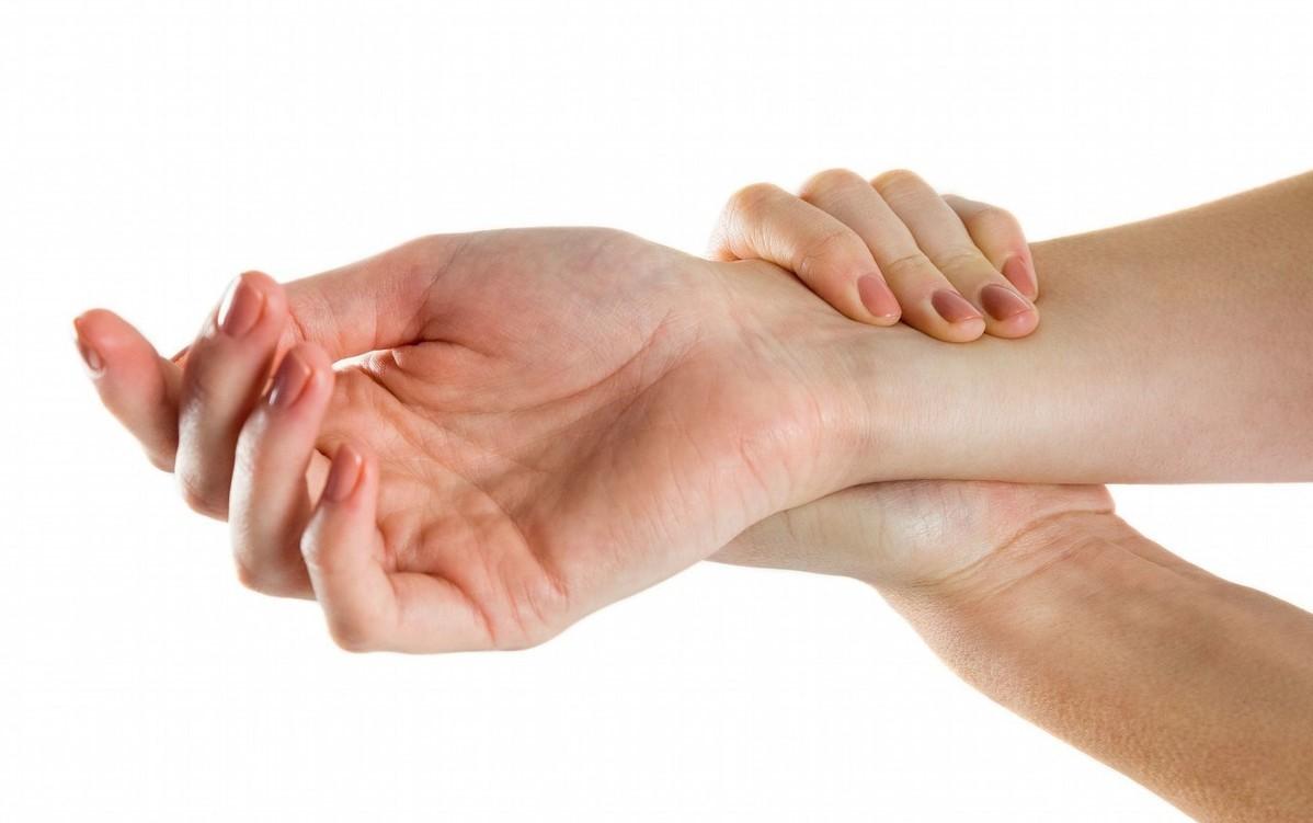 手指腱鞘炎的最佳治疗方法,拿手机导致腱鞘炎怎么办