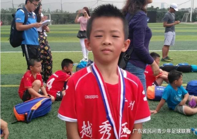 国内一个专门青训的教练,无证青训教练