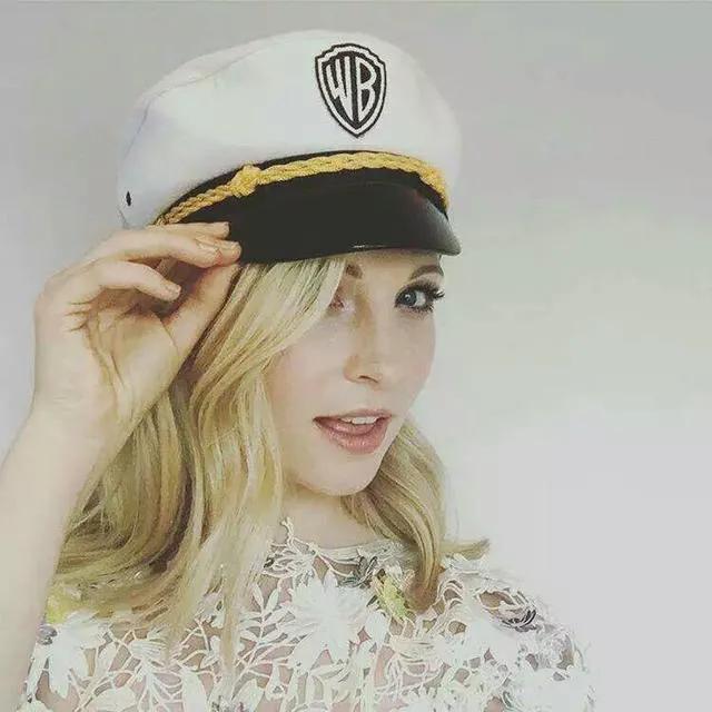 吸血鬼日记最烦人的角色,吸血鬼日记哪个角色最好