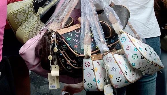 正规店买到假的lv包怎么办,假的lv包哪里有卖