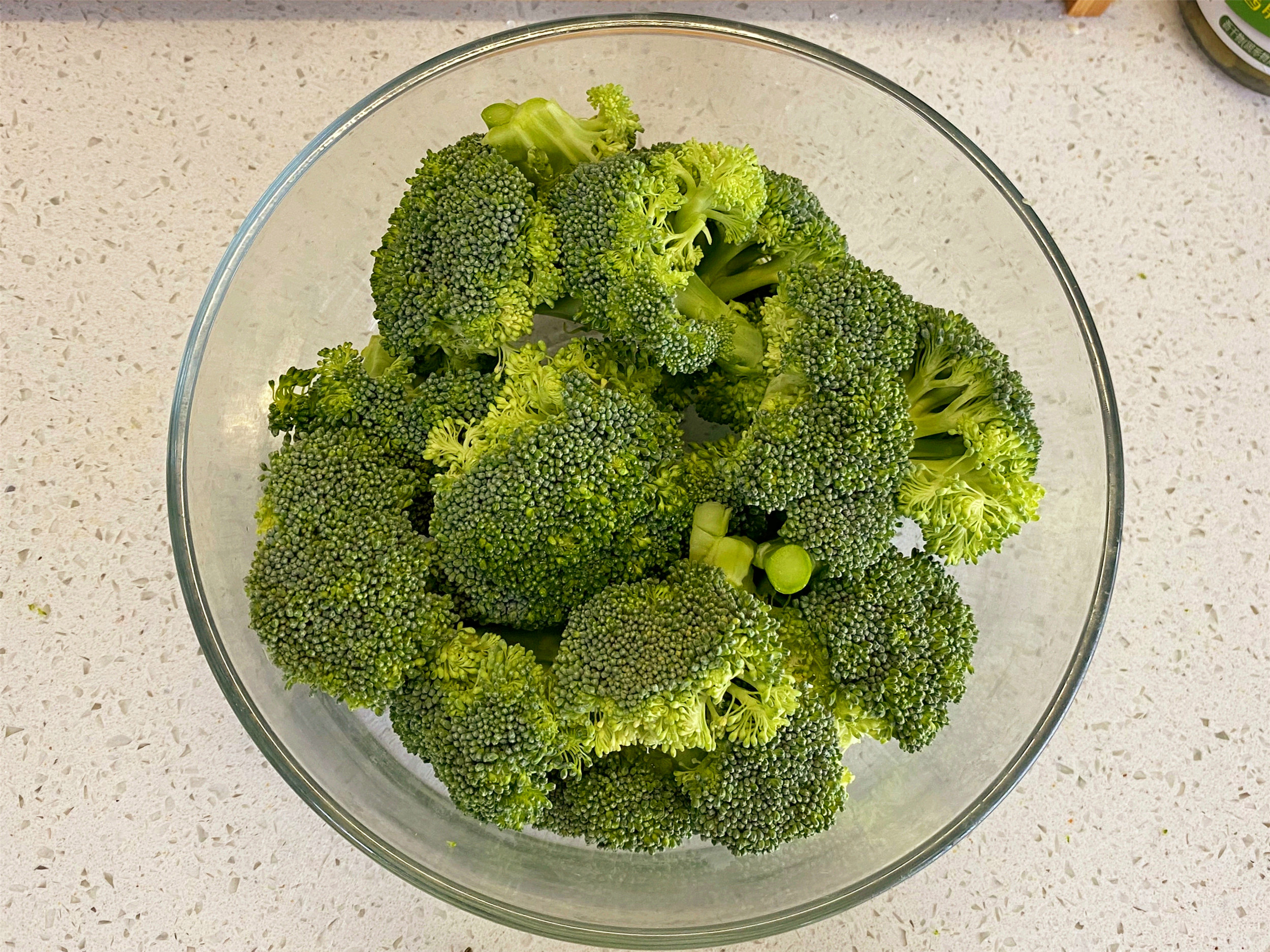 怎么清洗西兰花能去除农药和虫卵,西兰花怎么洗才能去掉虫卵