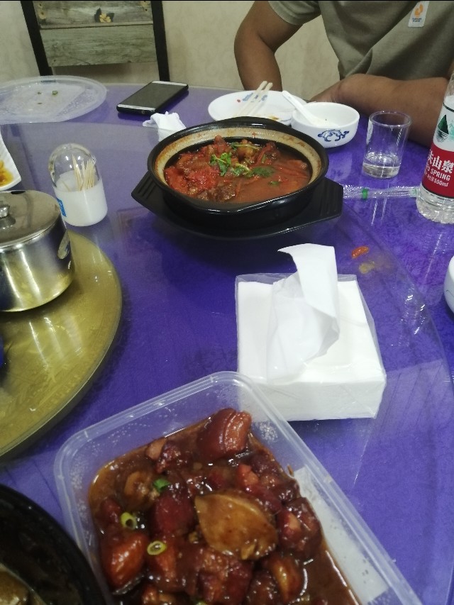 秦皇岛张小二砂锅,秦皇岛美食推荐砂锅