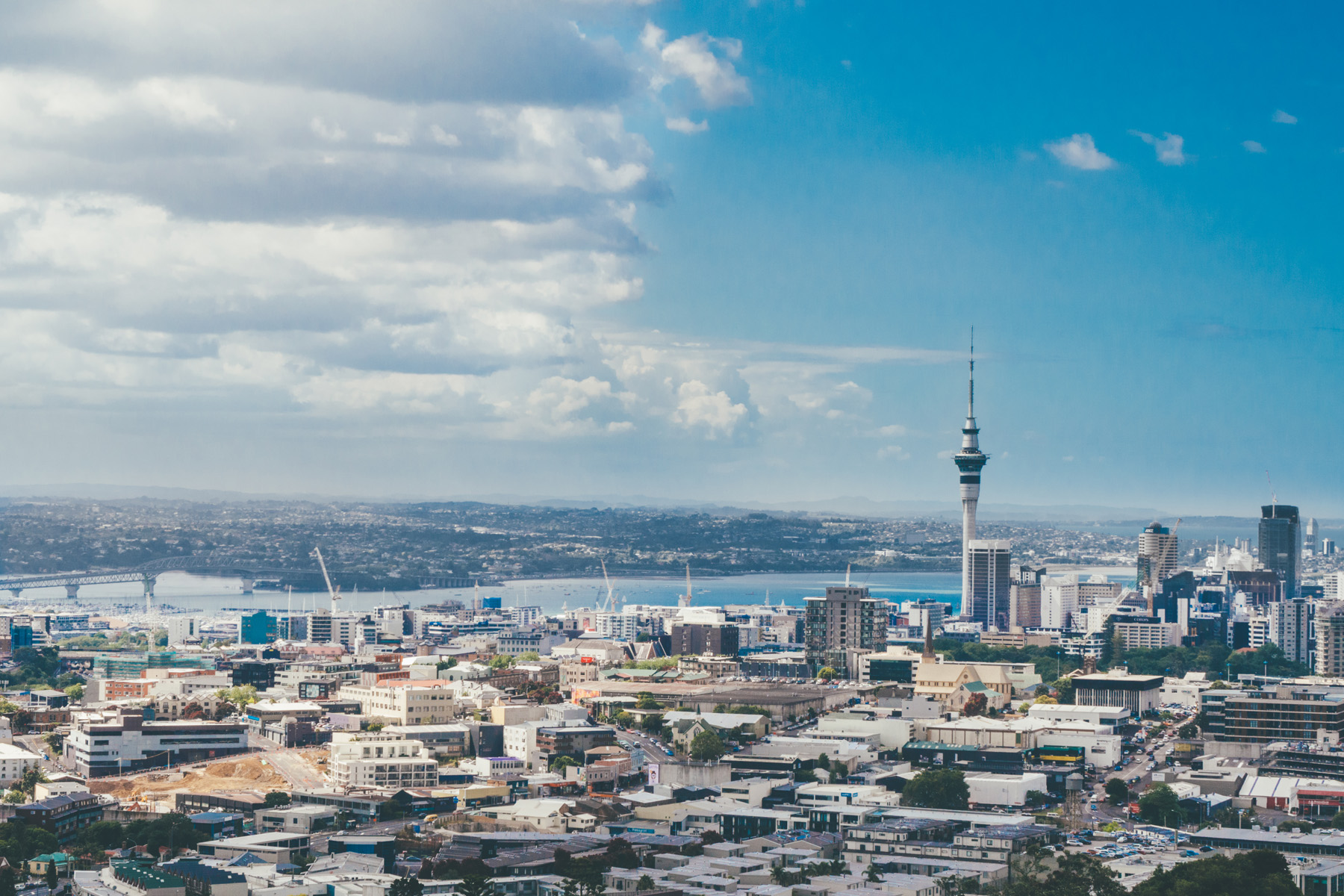 自己拍旅游vlog需要什么装备,不走冤枉路不花钱攻略