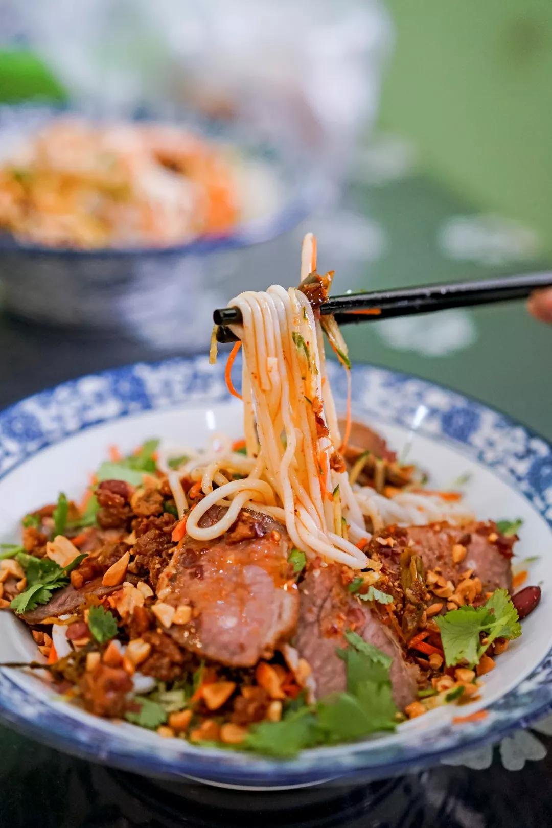 在南京到哪吃淮扬菜,在南京早晨去哪里吃早饭