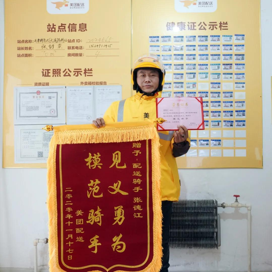 靠自己的双手挣钱不丢人句子,靠自己的劳动有什么丢脸的