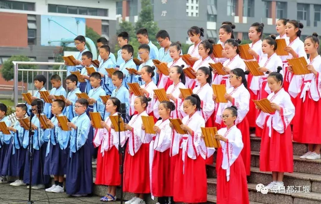 都江堰市职业中学开学时间,四川省都江堰市锦堰中学开学