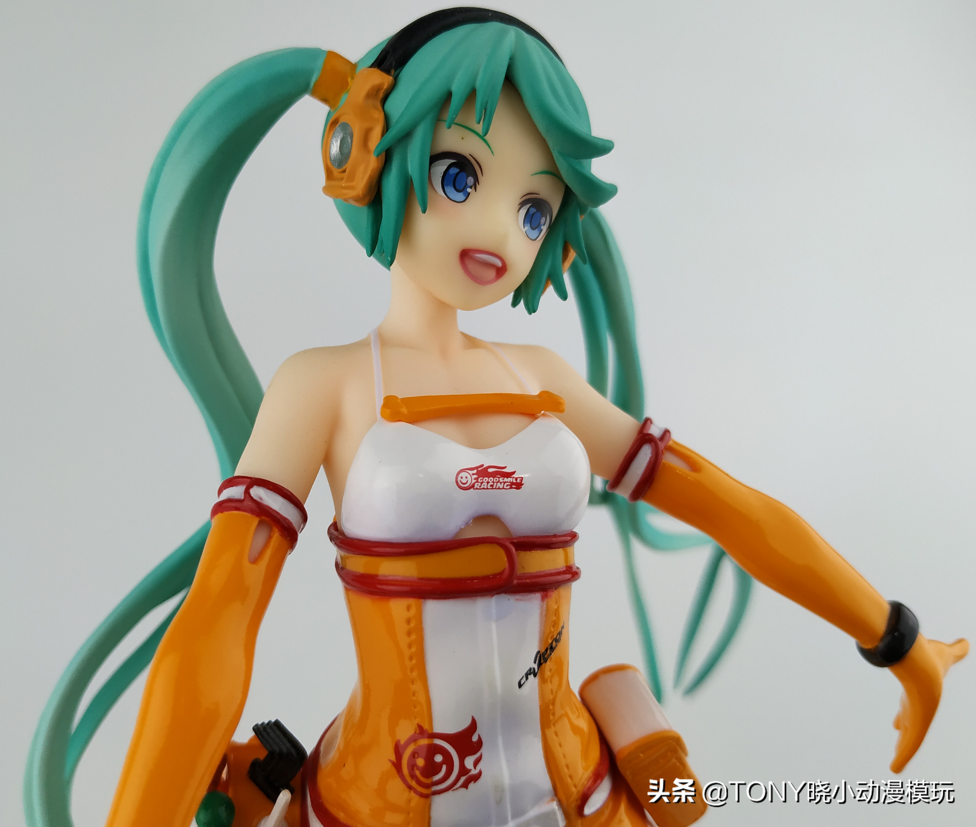 2020初音未来gsc手办可动,2016初音未来赛车服手办