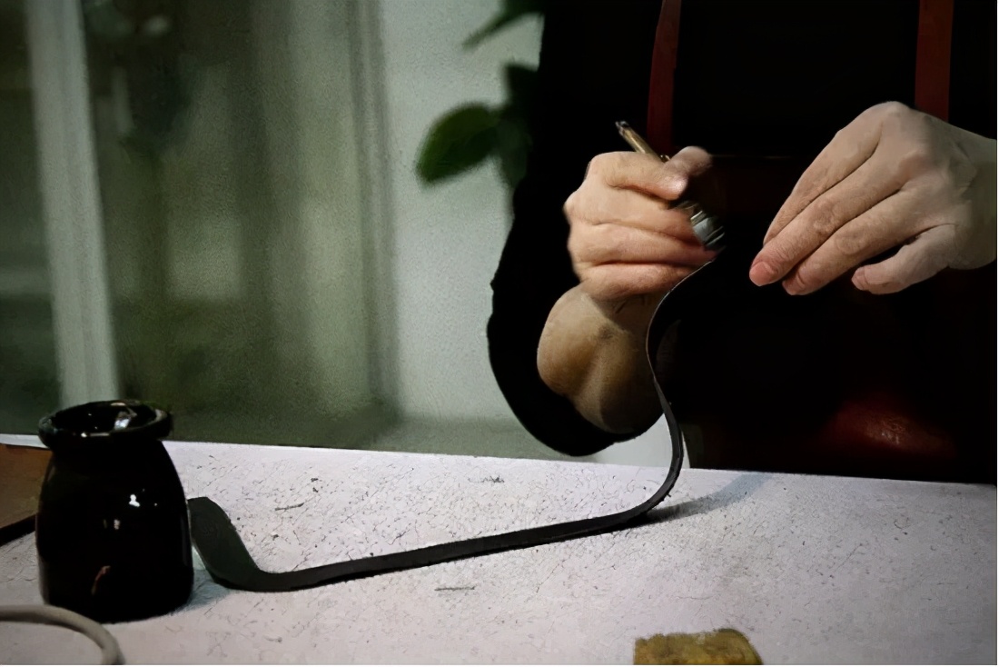 聚变手工皮具高端定制,皮具手工定制