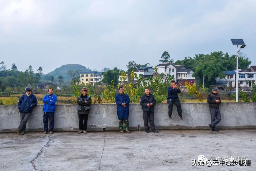 行走的风景岳池,行走的“风景”