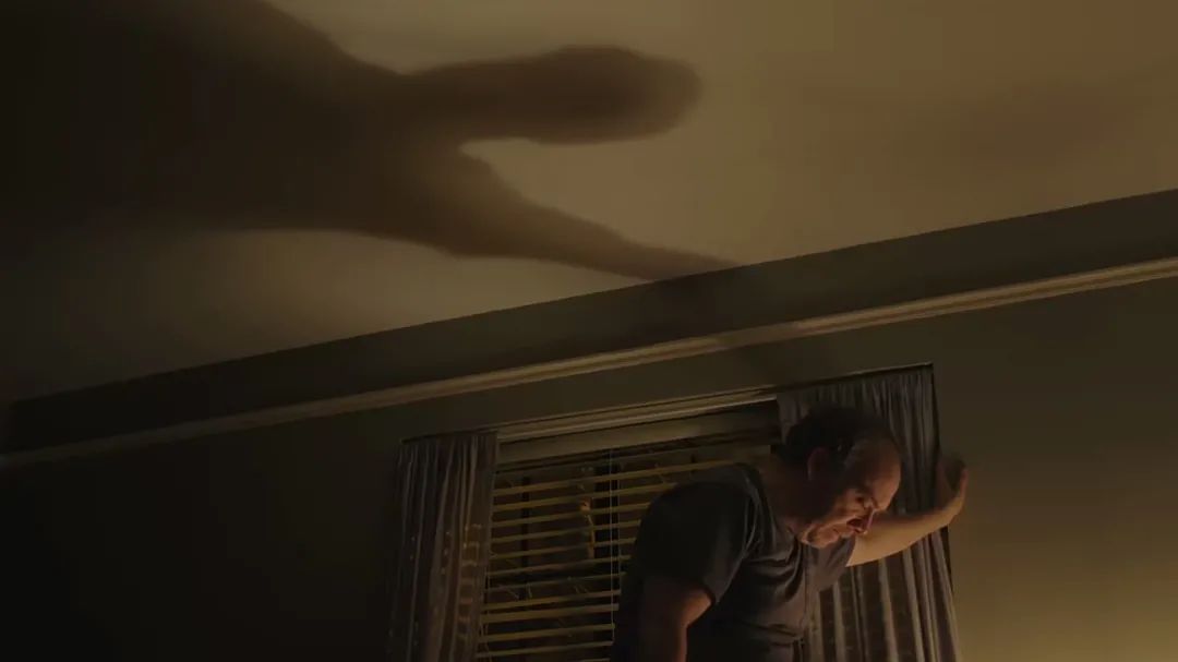 夫妻间的床榻隐私，就这么被拍出来了？