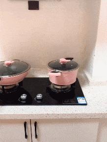 “如果这群女混混*攻围**我,我会舌战群儒!”你会怎样脱困?