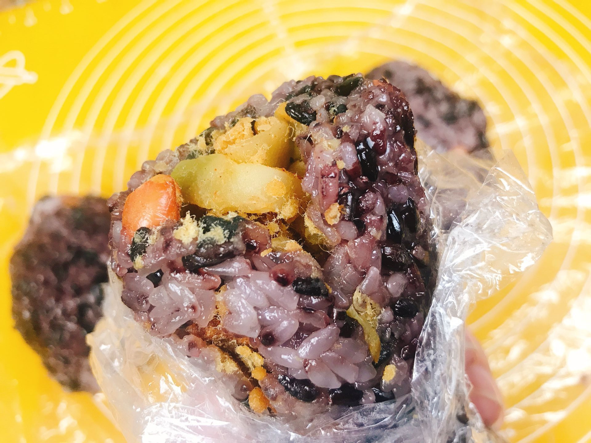 糯米饭卷的糯米如何蒸,糯米蒸肉丸一口一个