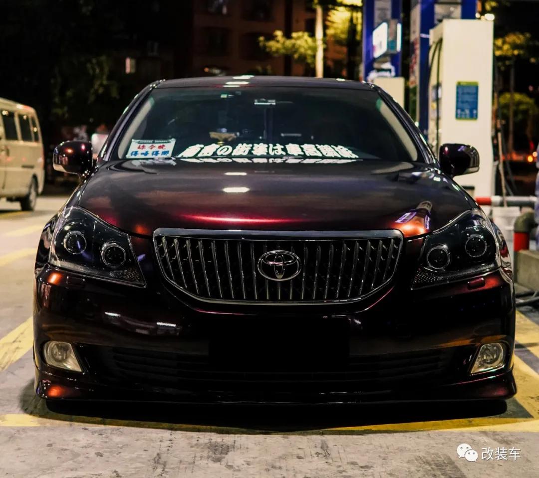 清一色皇冠,清一色豪车