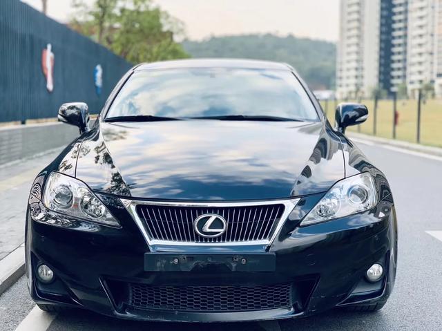 超级精品的is250,250cc有什么优势