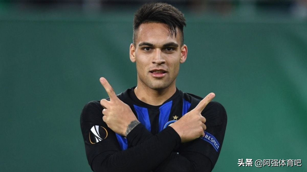 c罗进入莱万排名,c罗身价最新排名