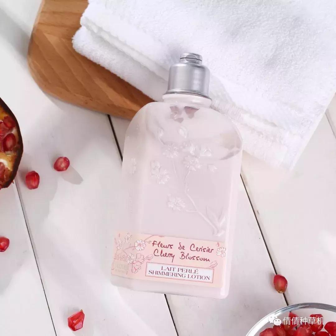 脱掉衣服以后拼的都是身体乳!