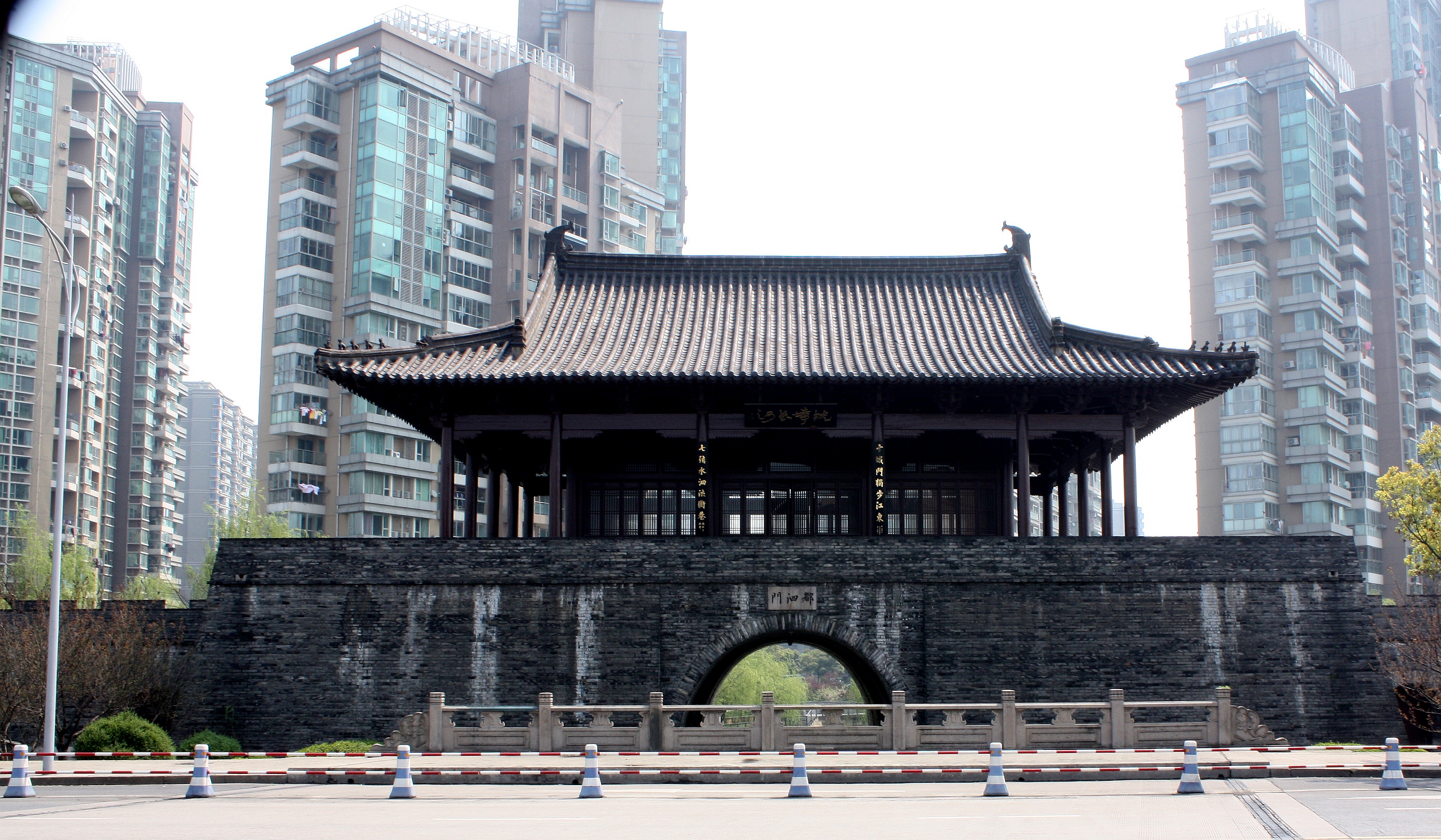 绍兴建城和杭州建城哪个早,绍兴梦想城