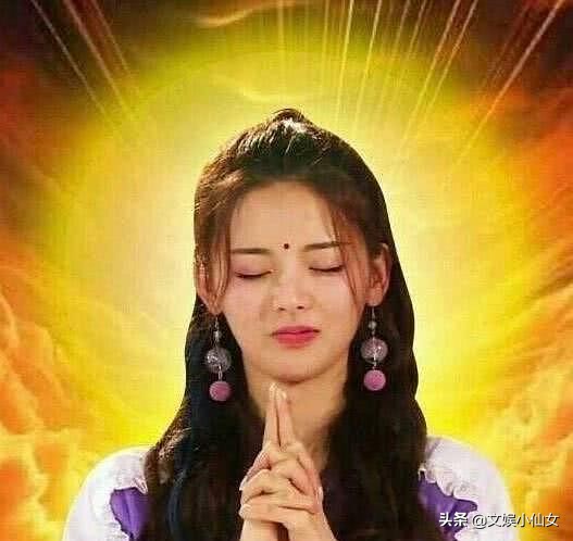 18年的杨超越有多火,杨超越为什么被叫村花