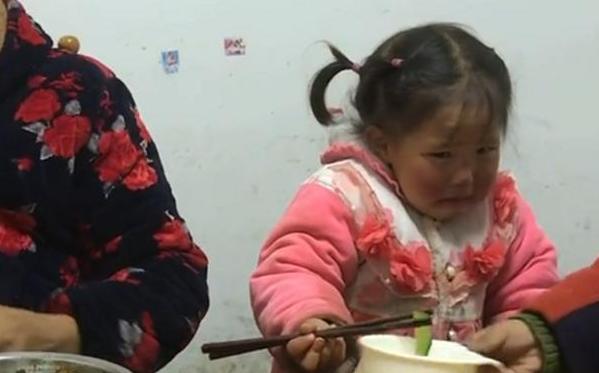 硬核奶奶打孩子,硬核奶奶后续