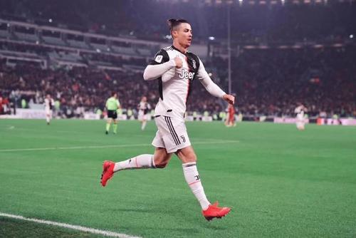 希望c罗未来考虑切尔西或曼联,希望c罗在曼联再创辉煌