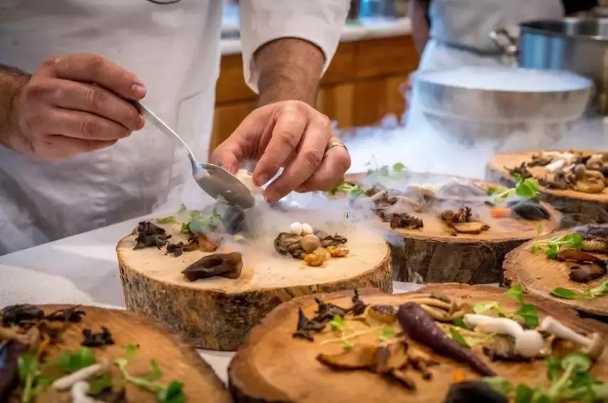 美食大师蔡澜评论河豚,蔡澜河豚生鱼片