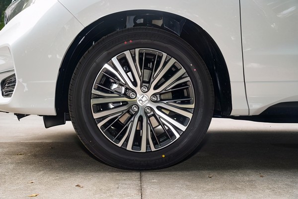 中产家庭用车首选？本田冠道，到底行不行？