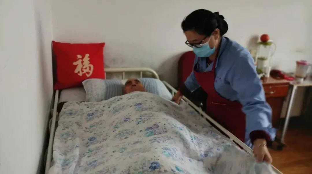 北京养老院的老人现状,养老院工作人员做老人的守护者