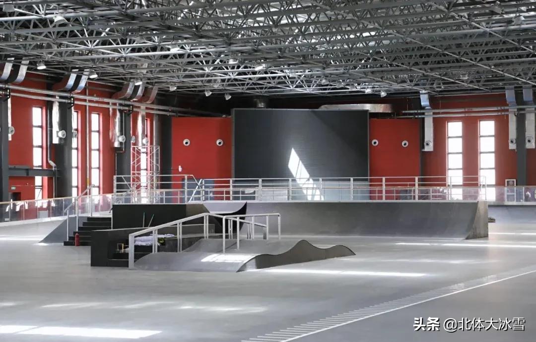 儿童花样轮滑教学视频入门,花样轮滑锦标赛双人自由滑