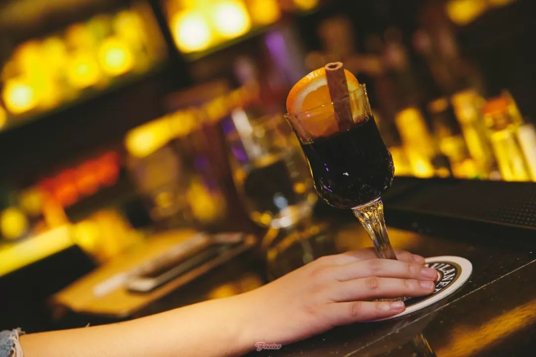 海口小众酒吧指南|放下手机,跟我喝酒去