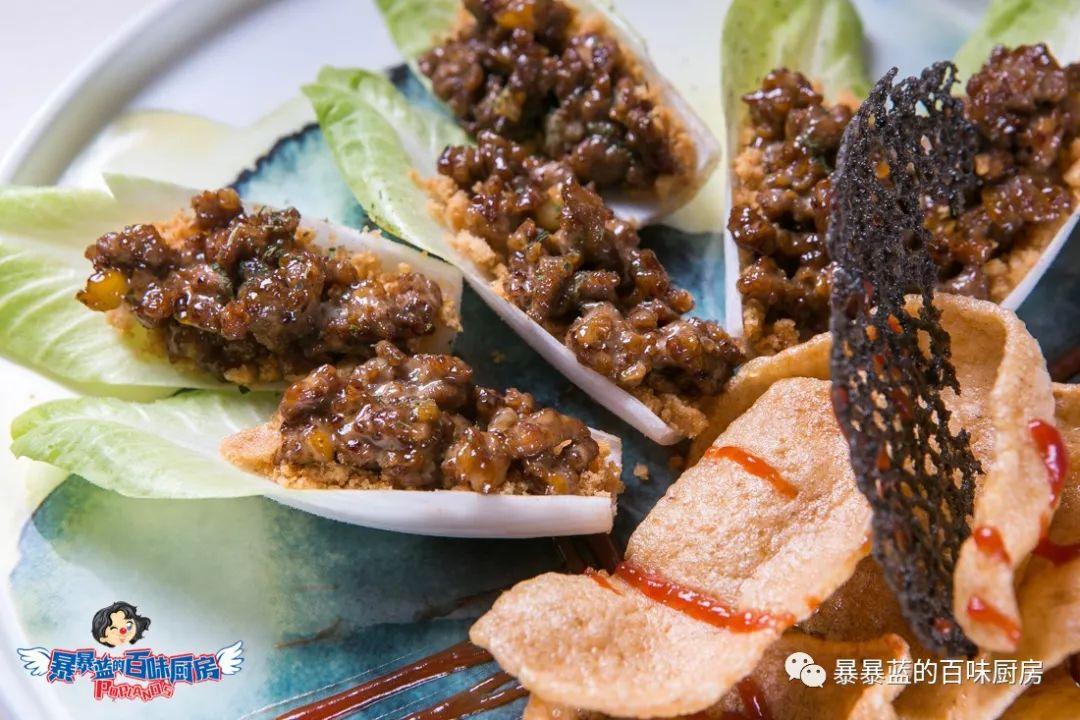 来这家店你真没办法好好吃饭，每道菜都堪比艺术品，好吃到光盘