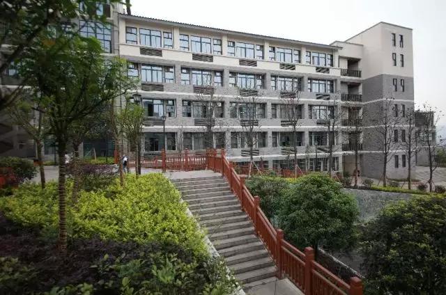 铁路高中选择学生标准,选铁路要选对学校