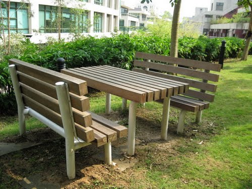 申请香港研究生留学留位费多少,香港的大学录取后交留位费的时限