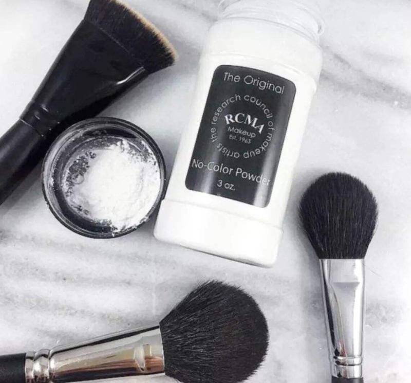 哪款定妆喷雾好用夏天不脱妆,干皮不易脱妆的定妆喷雾