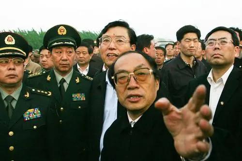 茅台酒到底能不能入选科学院,茅台酱香经典没有芯片吗