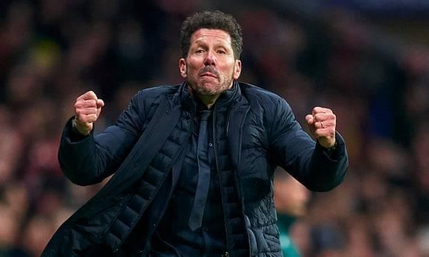 当防守球员不贴过来怎么办,足球现在的防守和以前的防守强度