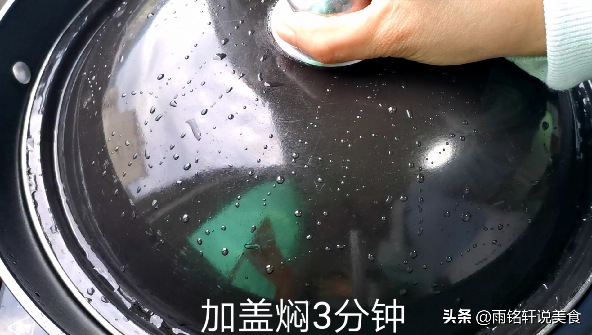 自制家常肠粉的做法简单易学,简易的肠粉在家就能制作