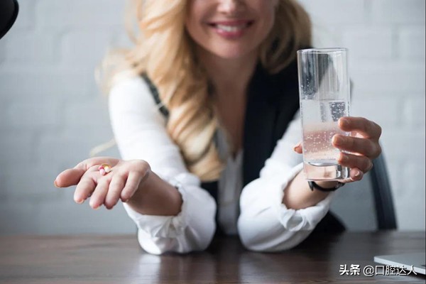 牙齿松动发炎肿痛吃什么消炎药,牙齿发炎松动吃什么消炎药