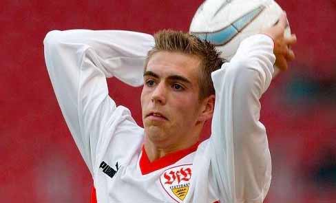 培养戈麦斯拉姆的老牌强队，功勋主帅曾执教山东，因疫情无缘升级