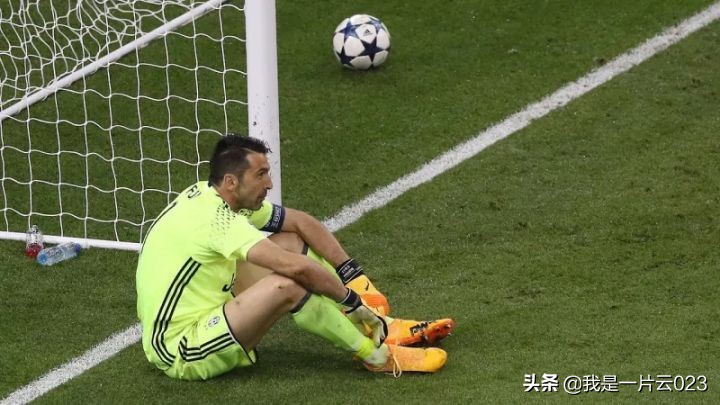 皇马的三连冠用的什么战术,皇马5年4冠的阵容