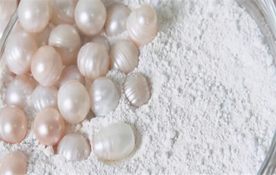 珍珠粉和蜂蜜做面膜有什么功效,珍珠粉与维生素e做面膜的功效