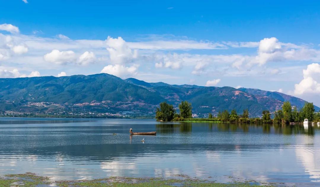 中国西部有什么美丽的风景,中国沿路风光最美铁路